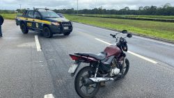 homem-morre-apos-colisao-entre-moto-e-caminhao-na-br-101,-em-santa-rita