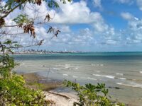 apenas-um-trecho-de-praia-esta-improprio-para-banho-na-paraiba;-veja-qual